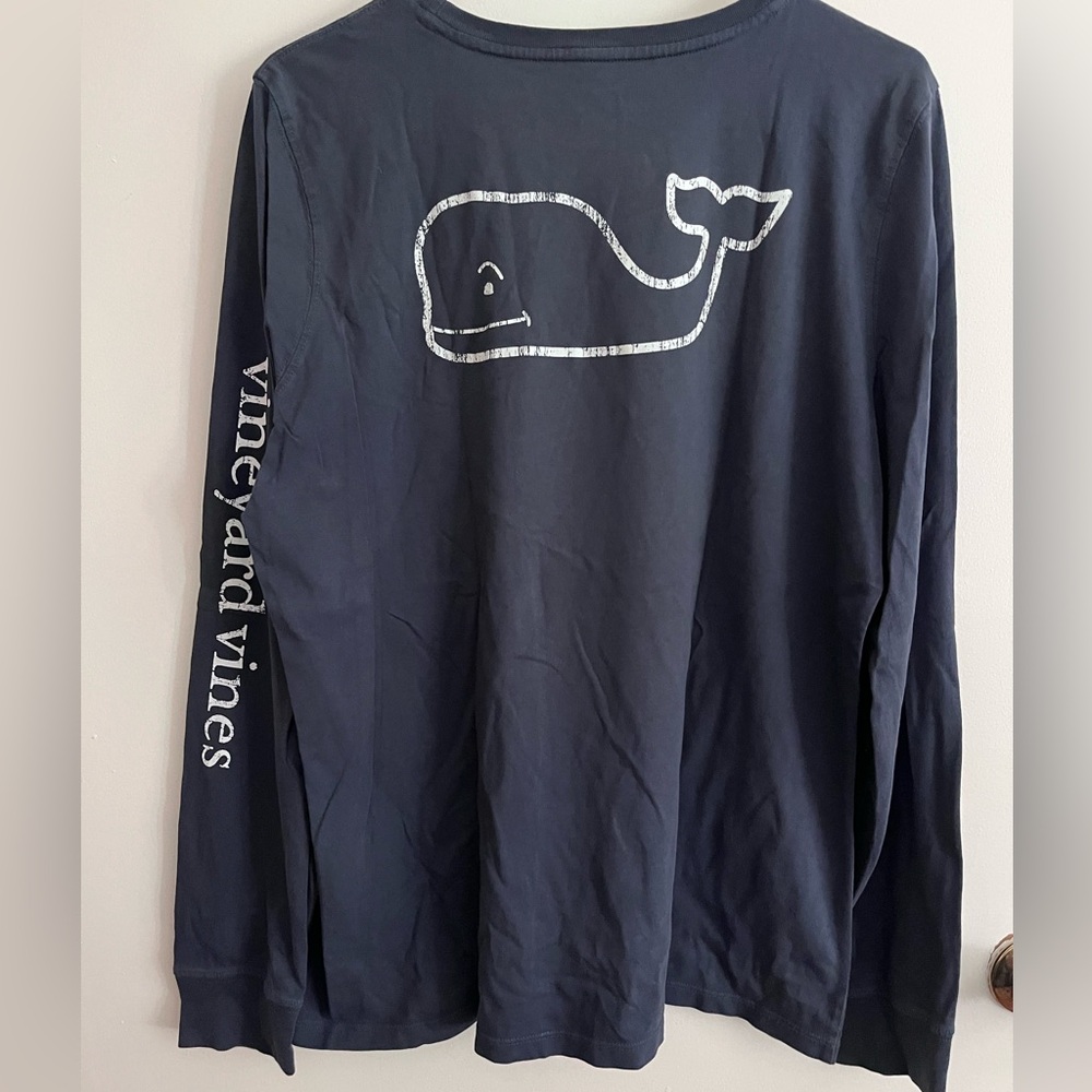 Women’s Large Vineyard Vines Long Sleeve Navy Distressed Look T-Shirt